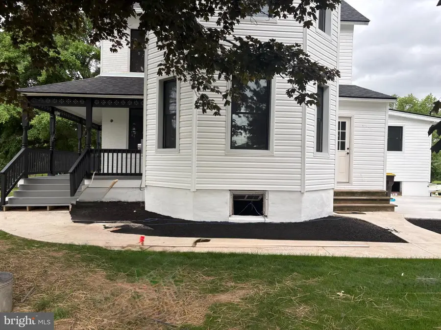 215 Mill Rd, Quakertown, PA 18951 - #2