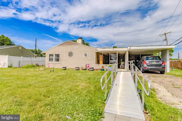 6 Gamewood Rd, LEVITTOWN, PA 19057