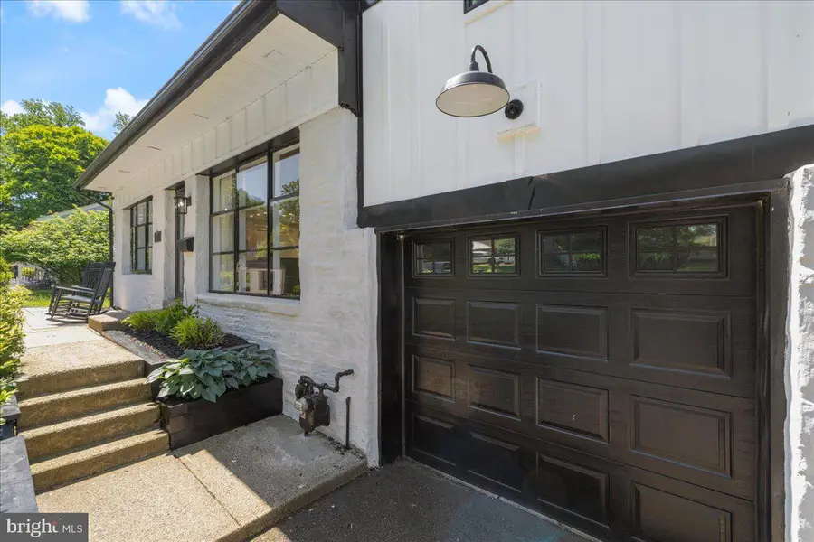 598 Constitutional Dr, Warminster, PA 18974 - #3