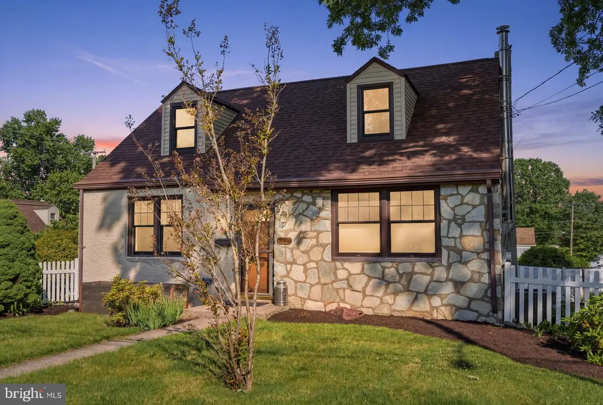 1904 Scott, Feasterville Trevose, PA 19053 - #1