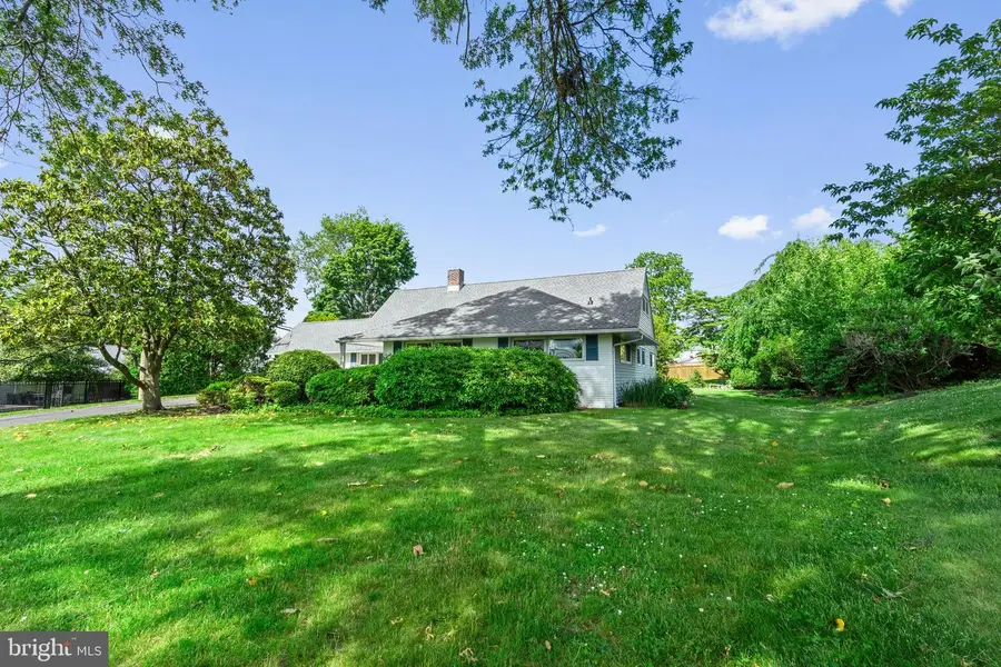 78 Red Berry Rd, Levittown, PA 19056 - #3