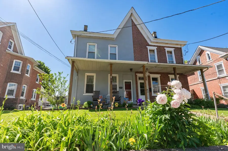 127 S 5th St, Perkasie, PA 18944 - #3