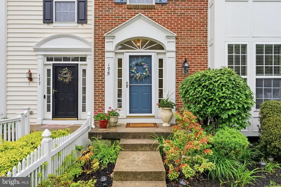 175 Pipers Inn Dr, Fountainville, PA 18923 - #2