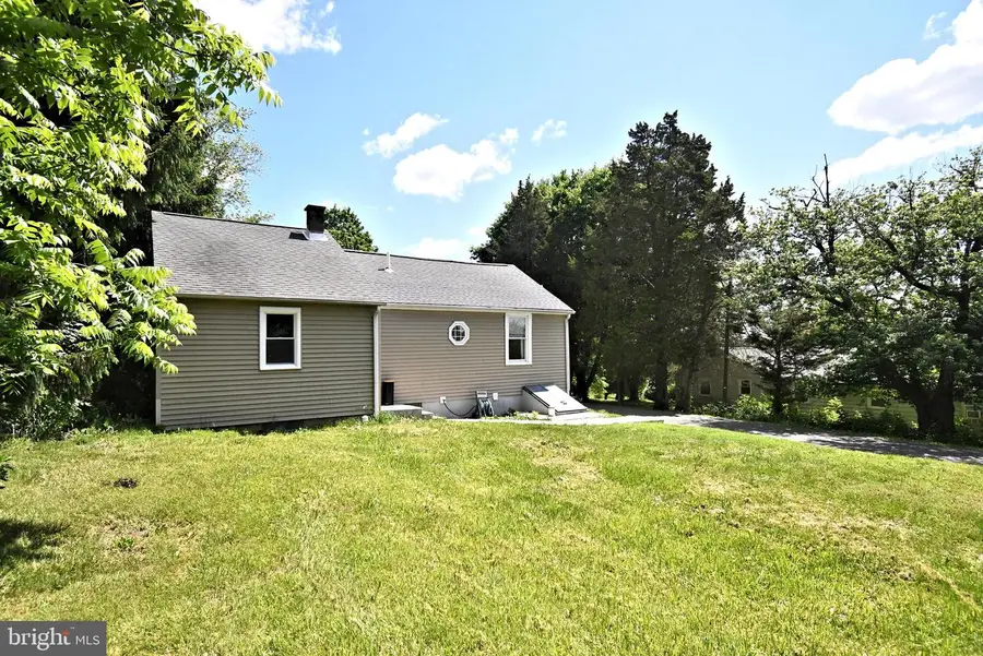 822 N Limekiln Pike, Chalfont, PA 18914 - #3