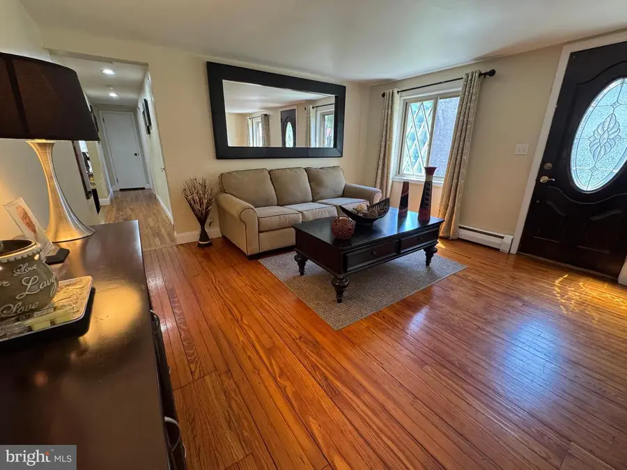 1938 Third St, Langhorne, PA 19047 - #3