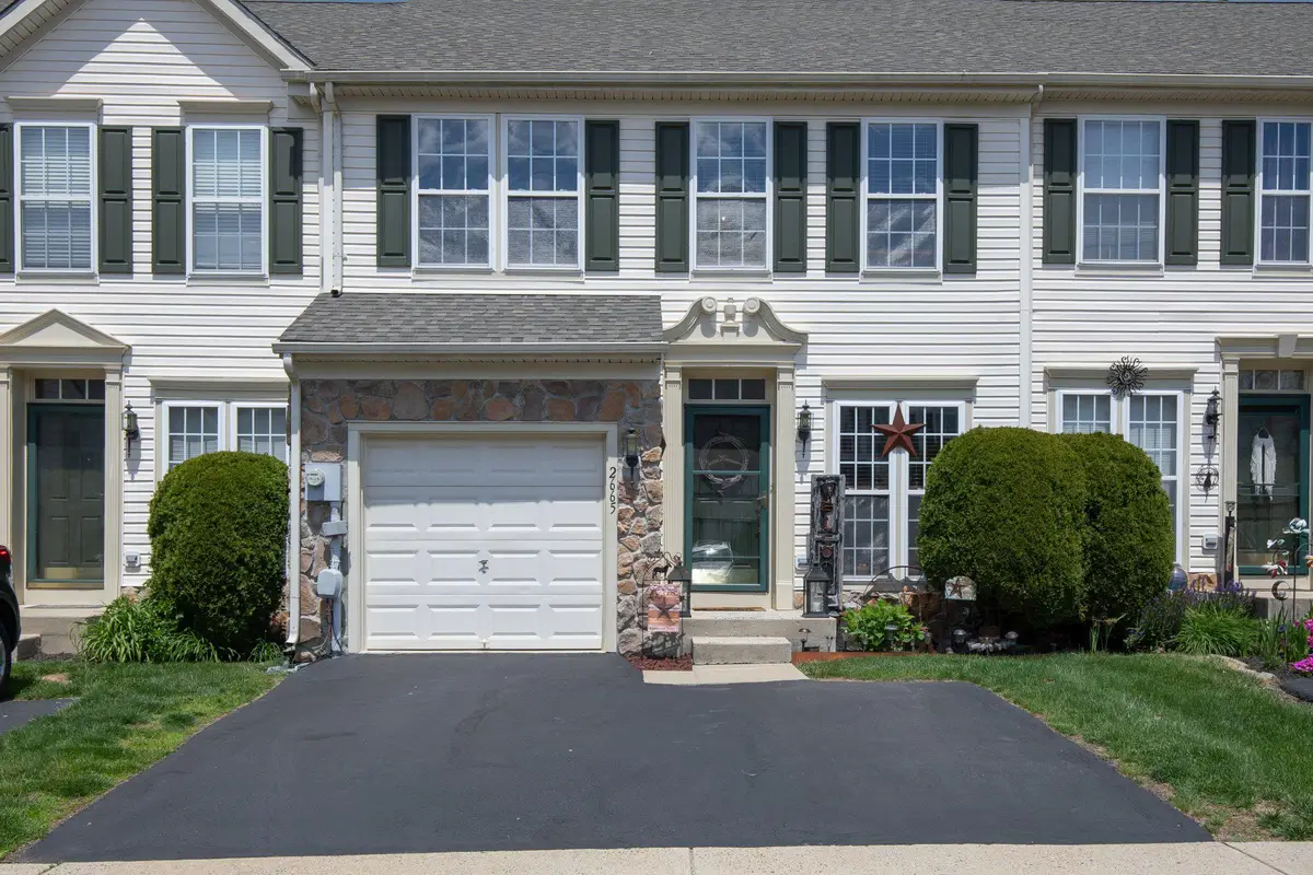 2665 Crabapple Cir, Perkasie, PA 18944 - #1
