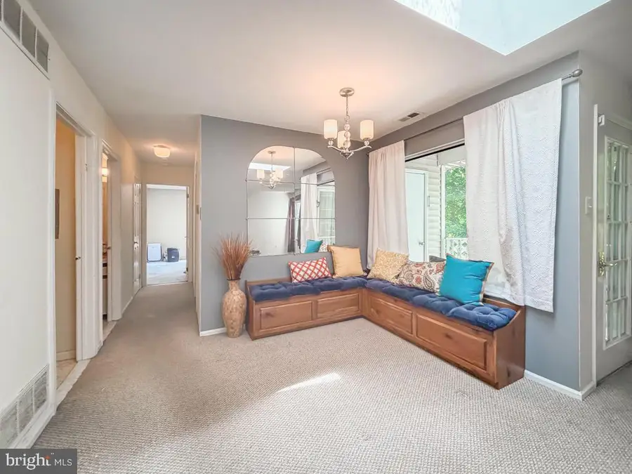 804 Diamond Dr, Newtown, PA 18940 - #3