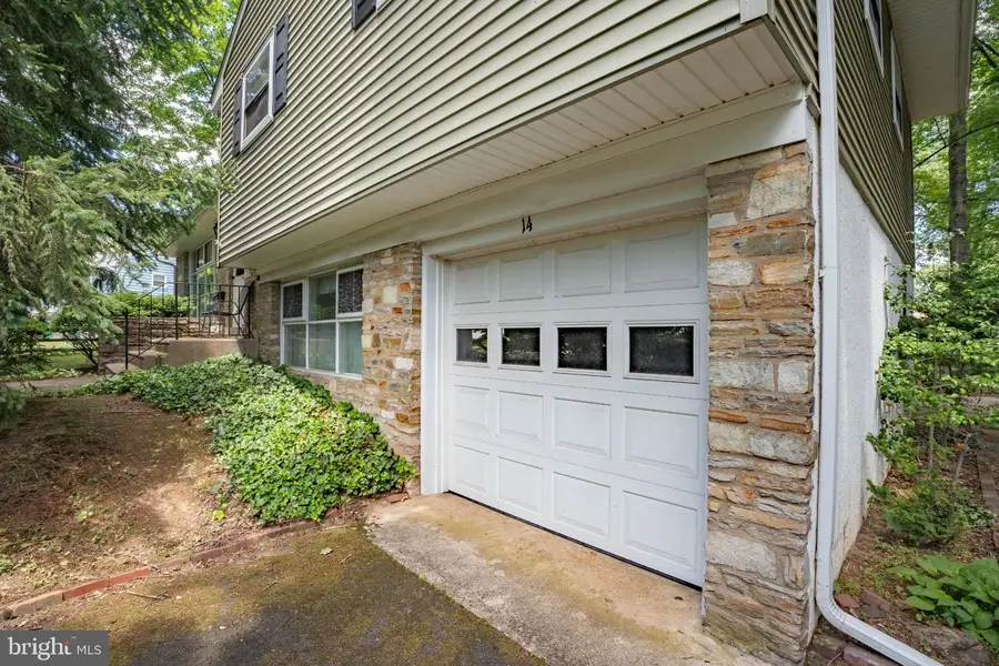 14 Lower Hilltop Rd, Yardley, PA 19067 - #3