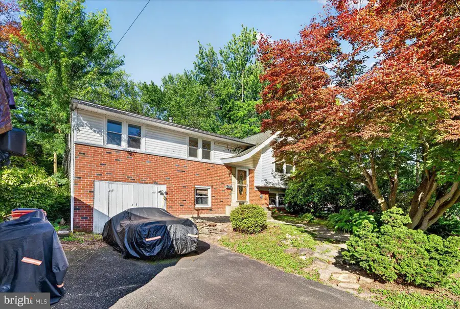 1404 Hampton Ln, Warminster, PA 18974 - #3