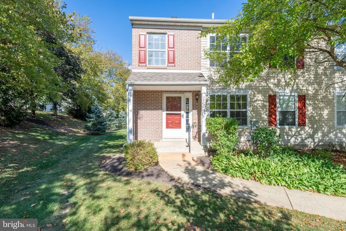 3900 Captain Molly Cir, Doylestown, PA 18902 - #1