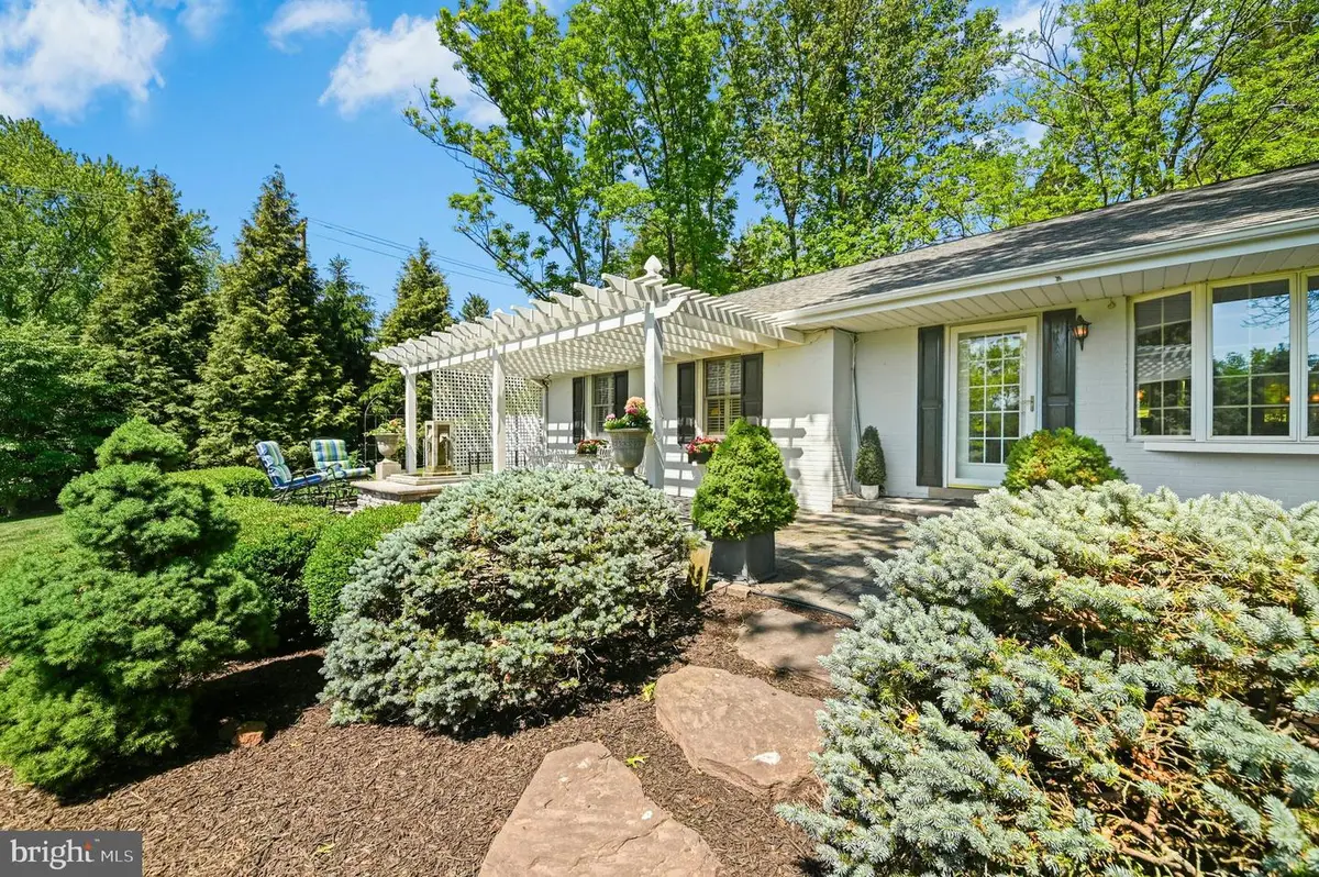 901 Limekiln Rd, Doylestown, PA 18901 - #1