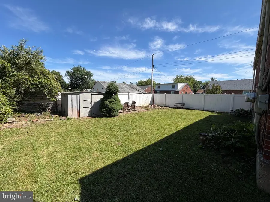 1110 Emerson Ln, Bensalem, PA 19020 - #2