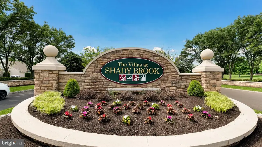 26 Shady Brook Dr, Langhorne, PA 19047 - #2