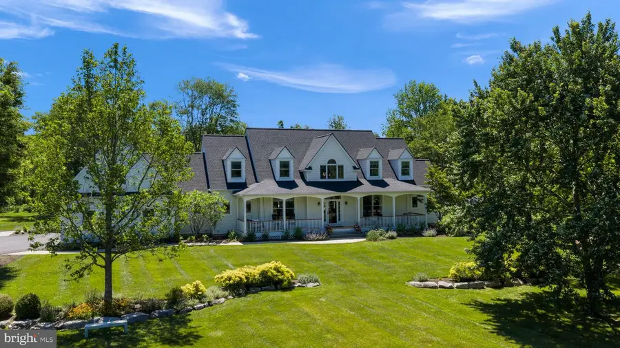 6230 Saw Mill Rd, New Hope, PA 18938 - #2