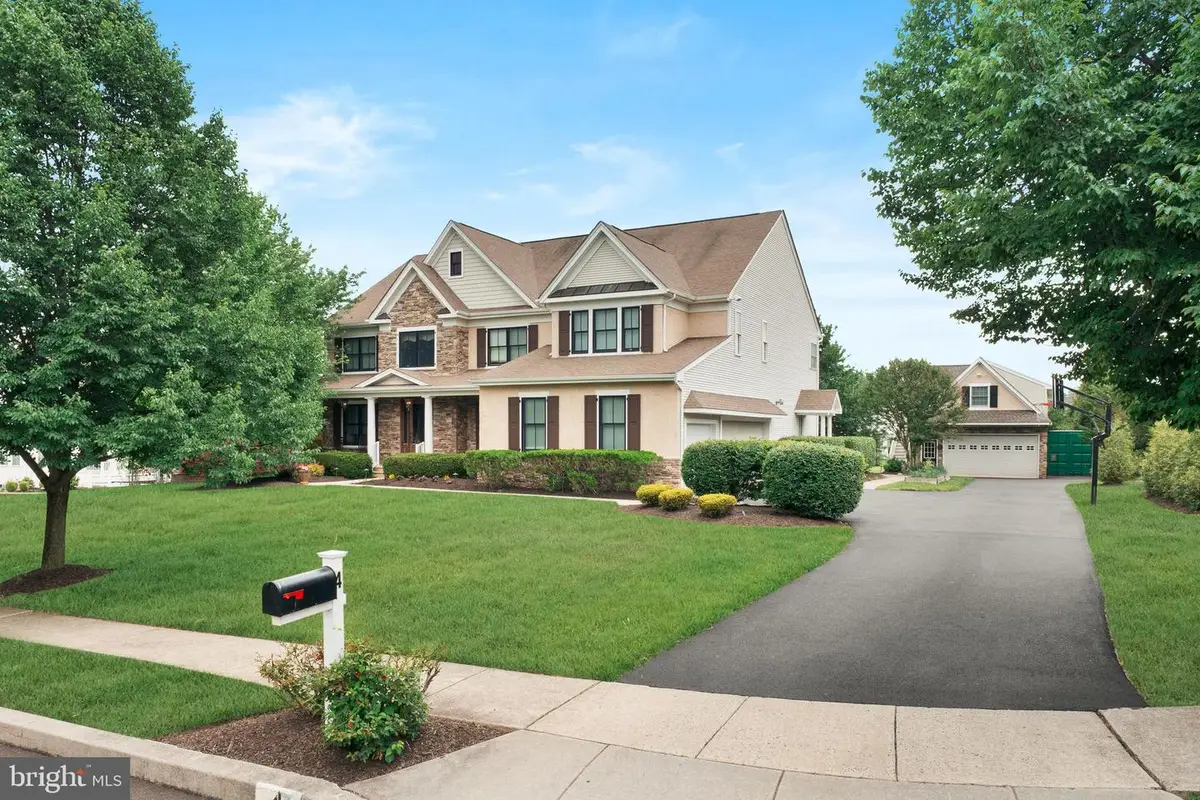 4 Copperleaf Ct, Warminster, PA 18974 - #1