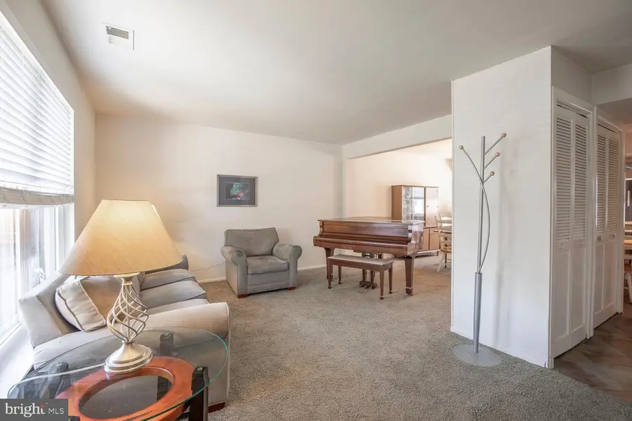 3237 Farragut Ct, Bensalem, PA 19020 - #3