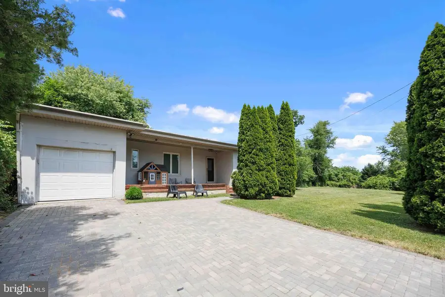 212 Skyline Dr, Feasterville Trevose, PA 19053 - #3