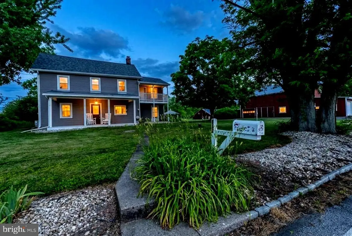222 Blue School Rd, Perkasie, PA 18944 - #1