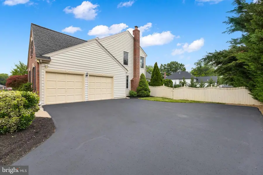 11 Gunning Ln, Langhorne, PA 19047 - #2