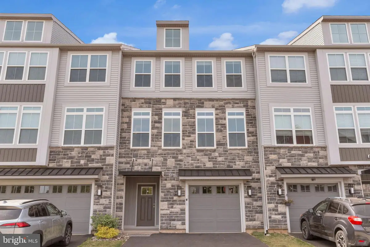 10 Independence Ct, Perkasie, PA 18944 - #1