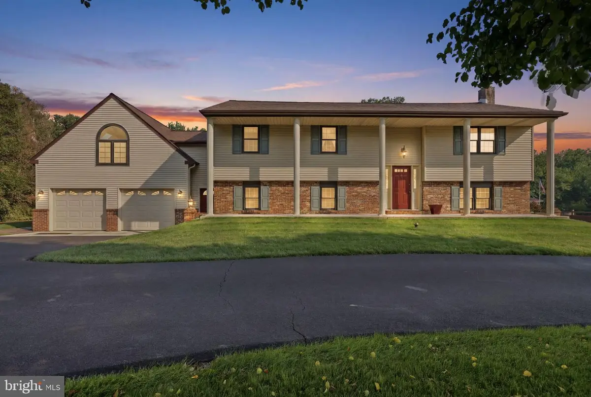 2733 Village Rd, Langhorne, PA 19047 - #1
