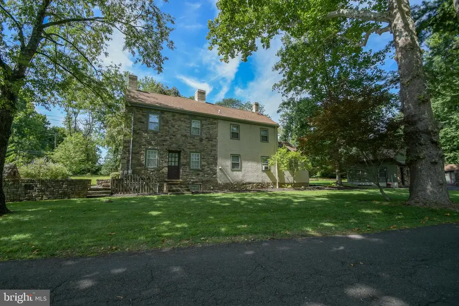 657 Jacksonville Rd, Warminster, PA 18974 - #3