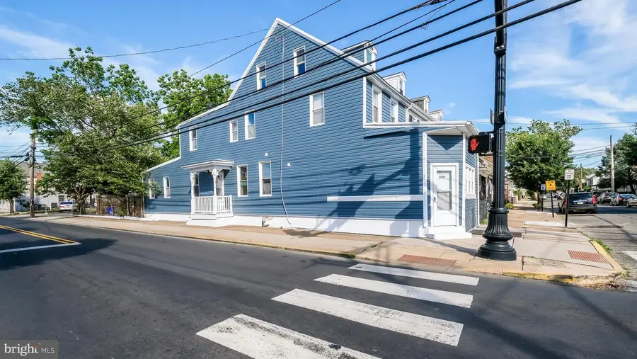 357 Washington St, Bristol, PA 19007 - #2
