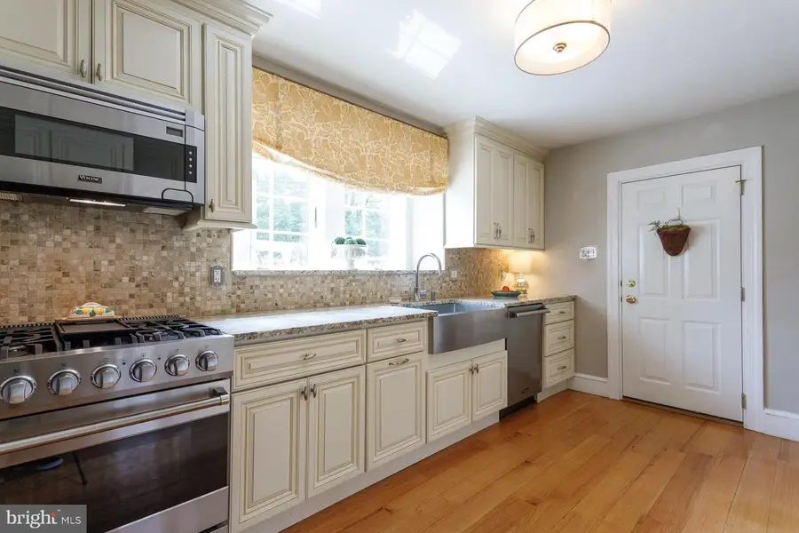 311 W Maple Ave, Langhorne, PA 19047 - #3