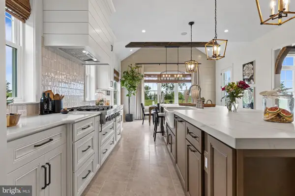 4389 Kleinot Drive, DOYLESTOWN, PA 18902