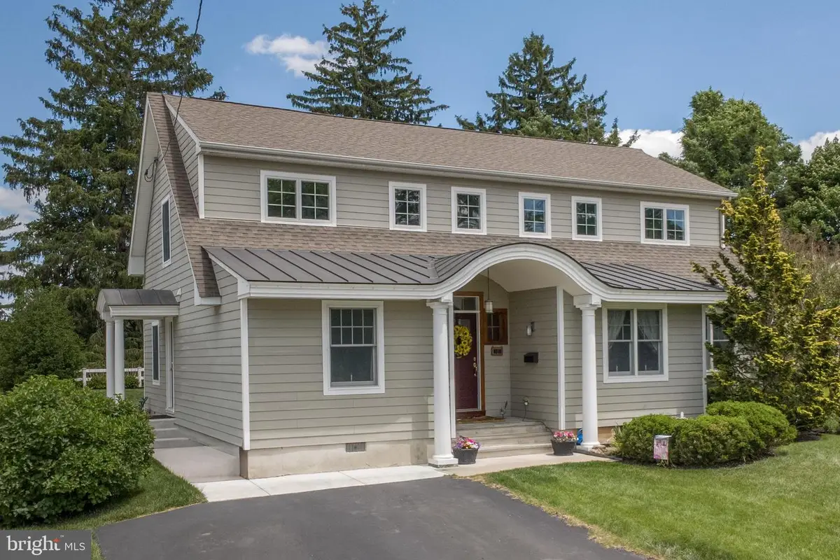 50 Fairway Dr, Yardley, PA 19067 - #1