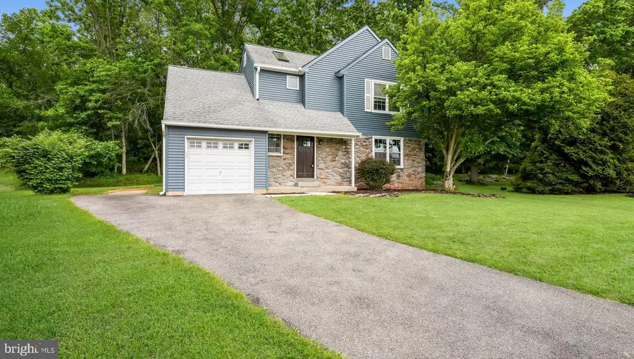 108 Williamson Ct, Chalfont, PA 18914 - #2