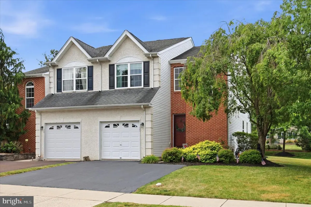 264 Hampshire Dr, Sellersville, PA 18960 - #1