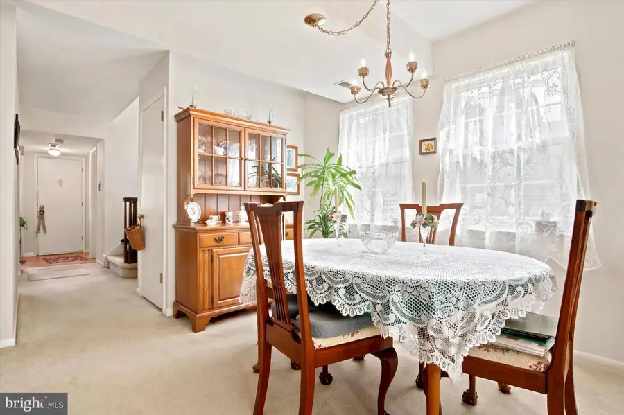 6 Stewer Ln, Perkasie, PA 18944 - #2
