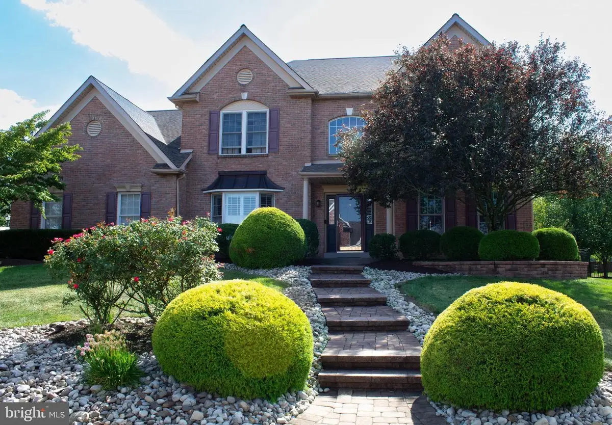 401 Bens Run Ct, Warrington, PA 18976 - #1