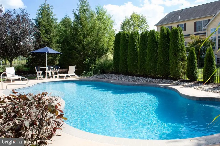 401 Bens Run Ct, Warrington, PA 18976 - #2