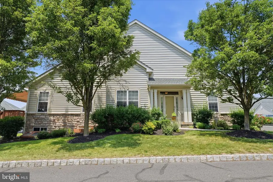 301 Eaton Ct #20, Warrington, PA 18976 - #2