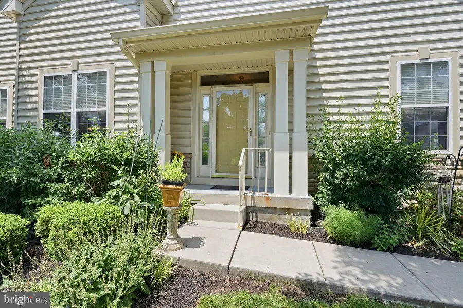 301 Eaton Ct #20, Warrington, PA 18976 - #3