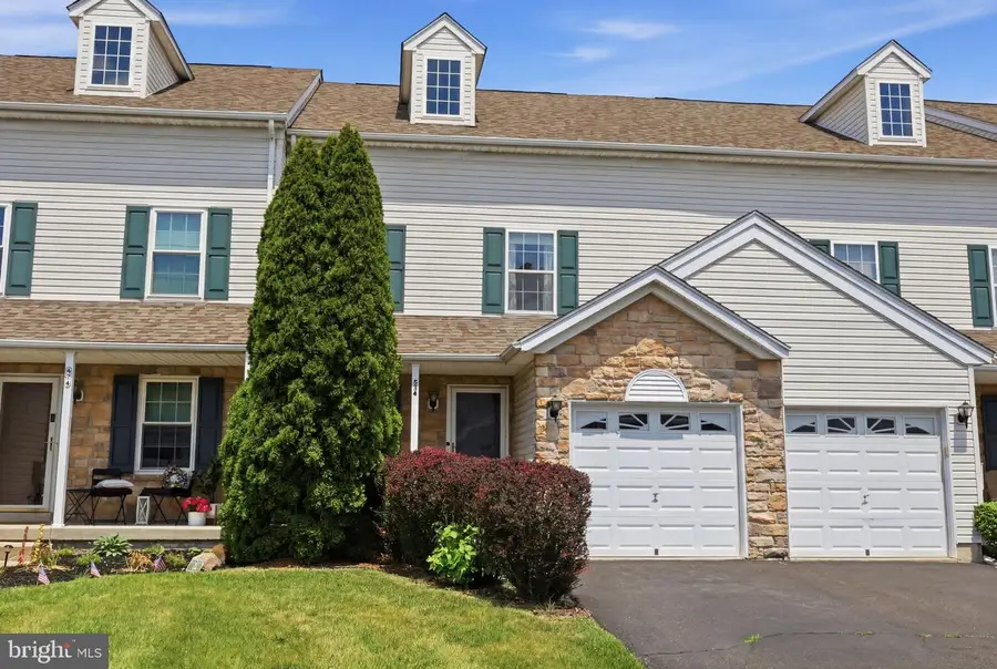 314 Cedar Waxwing Dr, Warrington, PA 18976 - #2