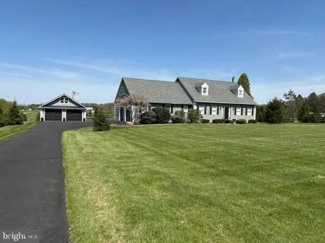 1007 Bucks Rd, Perkasie, PA 18944 - #1