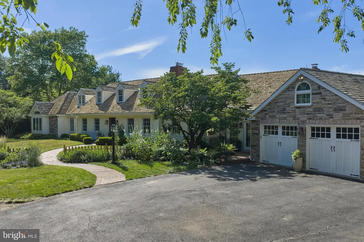 941 Mt Eyre Rd, Washington Crossing, PA 18977 - #1
