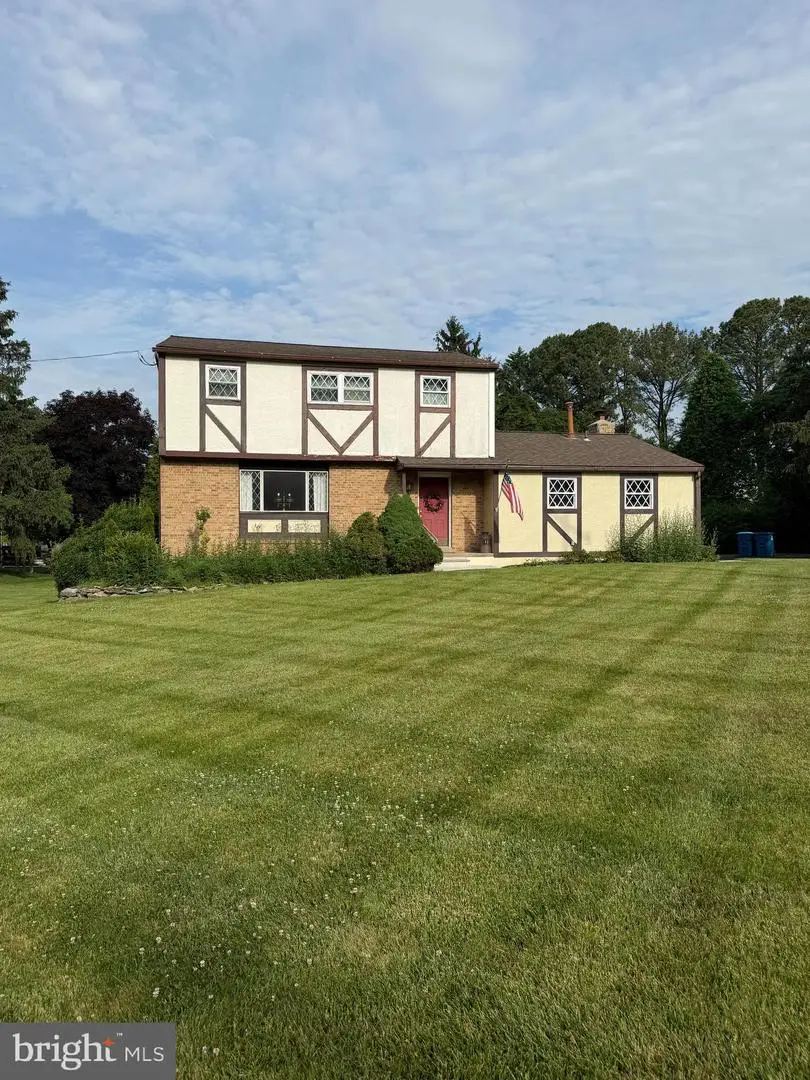 183 Cardinal Rd, Chalfont, PA 18914 - #2