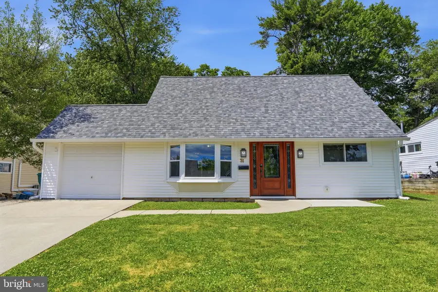 31 Vermillion Ln, Levittown, PA 19054 - #2