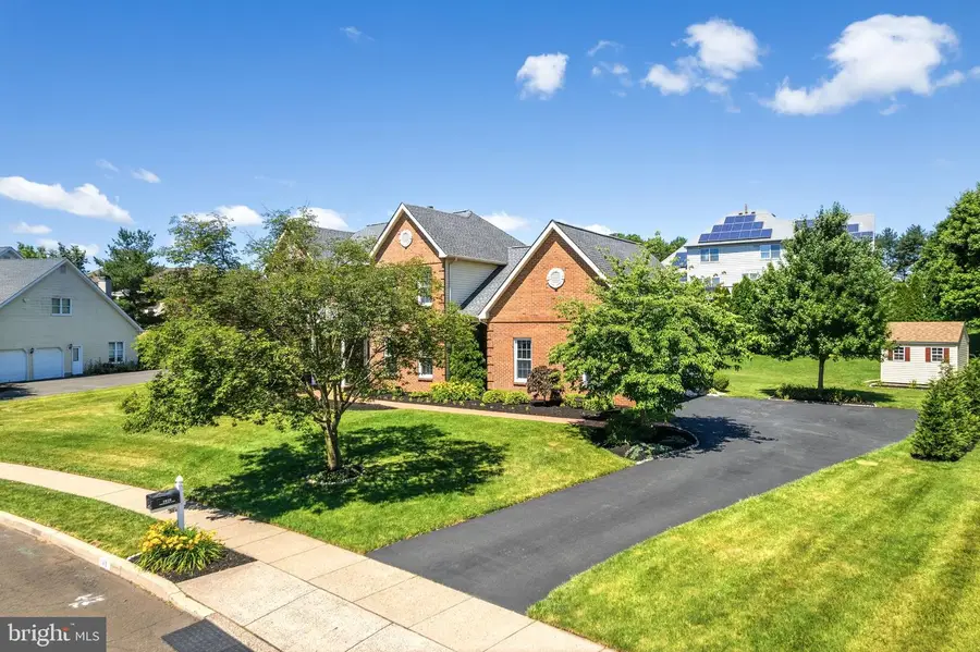 1415 Ridgewood Ln, Newtown, PA 18940 - #2
