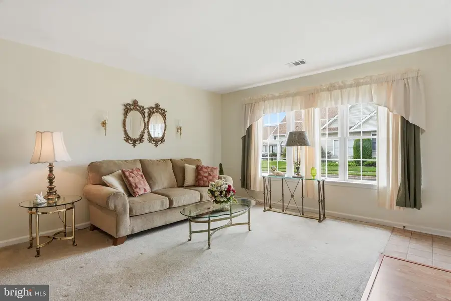 22 Avenrowe Ct, Fairless Hills, PA 19030 - #3