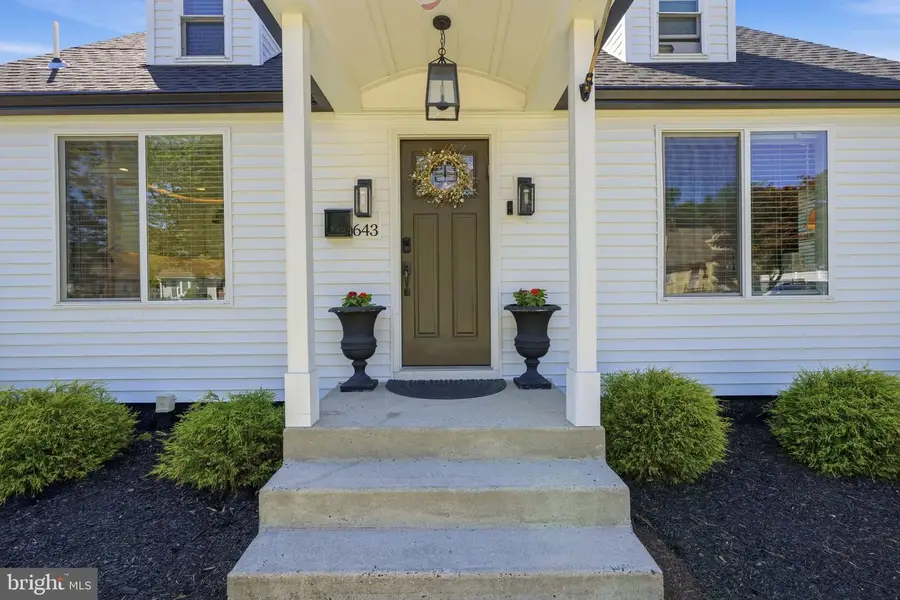 643 Hillcrest Ave, Morrisville, PA 19067 - #2