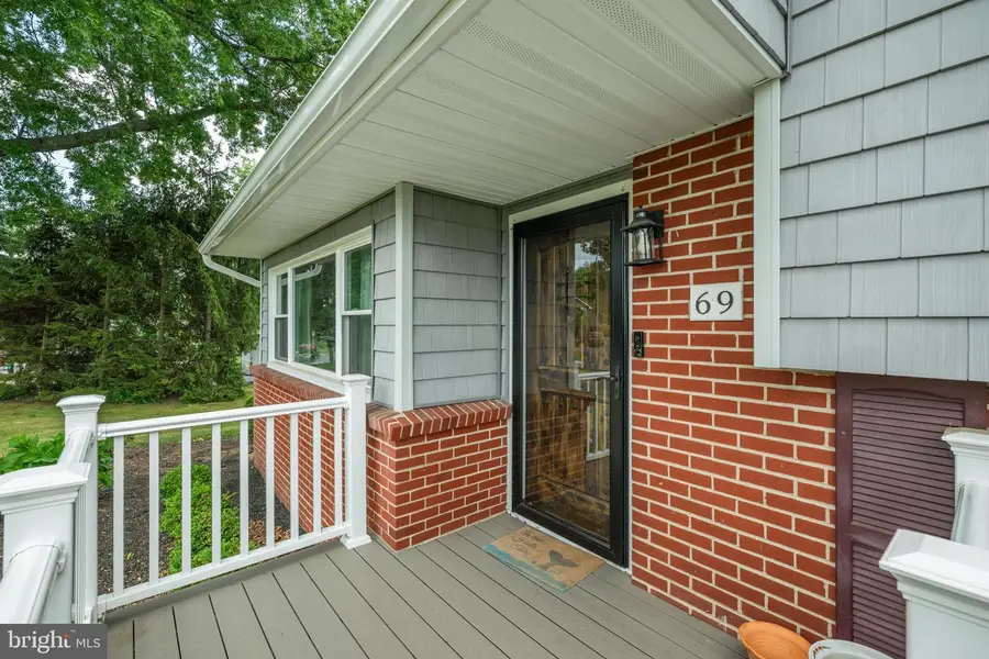 69 Upper Hilltop Rd, Yardley, PA 19067 - #2