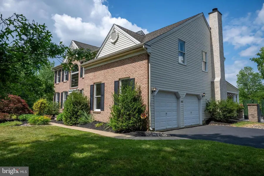4502 Scenic View Cir, Doylestown, PA 18902 - #2