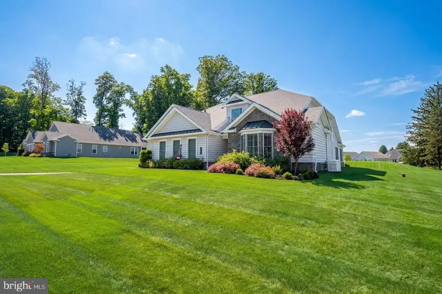 7733 Valor Dr, Springfield, PA 18036 - #2