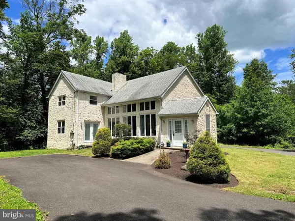 305 Thousand Acre Rd, SELLERSVILLE, PA 18960