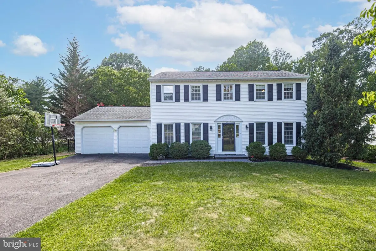 3715 Windridge Dr, Doylestown, PA 18902 - #1